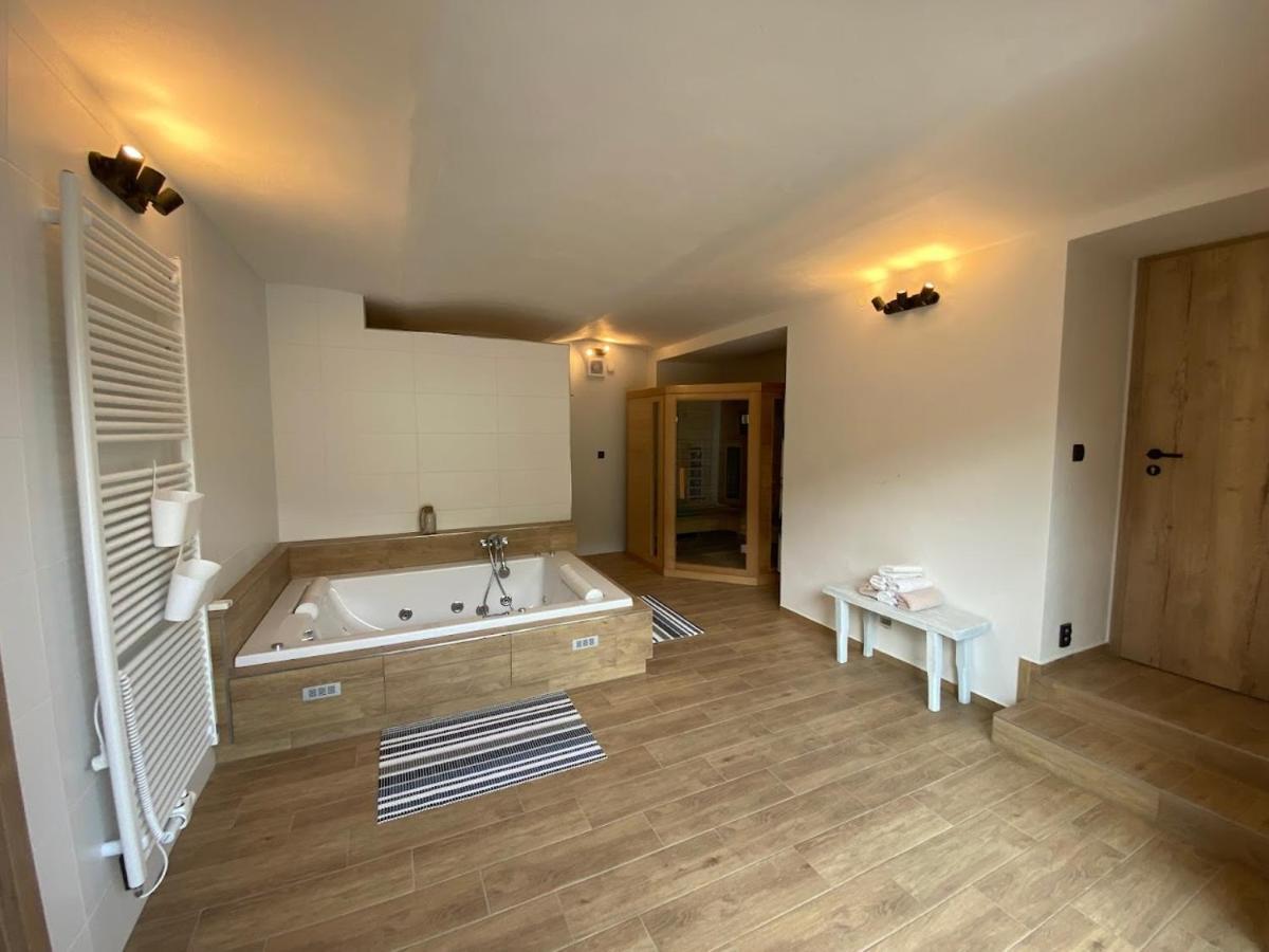 Appartamento Ruzickuv Dvur Hranice  Esterno foto